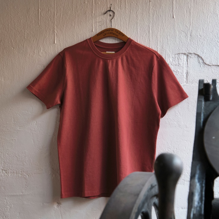 T-Shirt "Vintage Tee" T-Shirt "Vintage Tee"